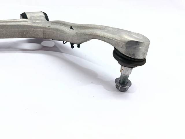 MERCEDES A2463304700 Brazo inferior izquierdo de la suspensión delantera comprar Pamplona