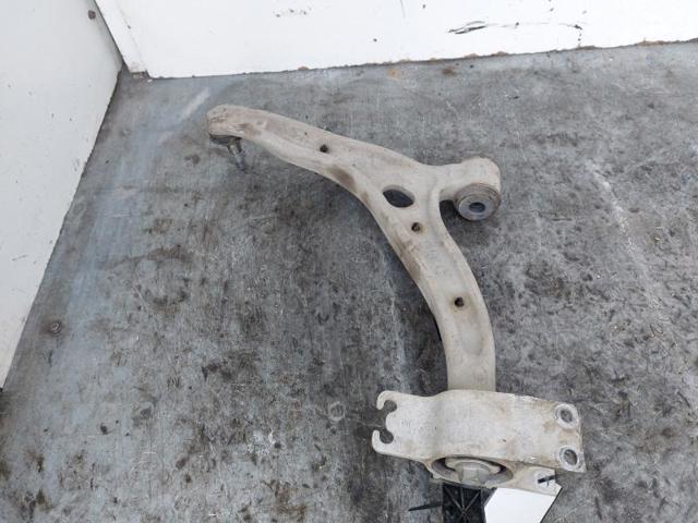 A2463304800 Brazo inferior derecho de la suspensión delantera  comprar en Reus