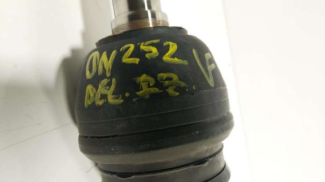 A2463307600 Semieje delantero izquierdo  disponible Utrera