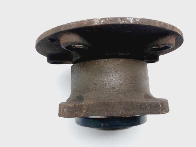 MERCEDES A2463340006 Cubo de rueda trasero  en stock Terrassa