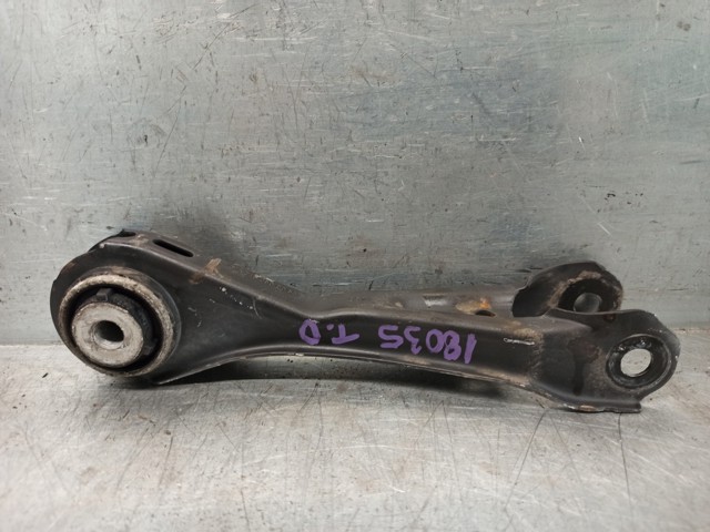 MERCEDES A2463500053 Brazo transversal de suspensión trasera  en stock Terrassa