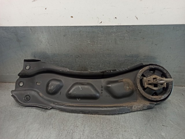 MERCEDES A2463500406 Brazo longitudinal inferior izquierdo de la suspensión trasera  comprar en Ponferrada