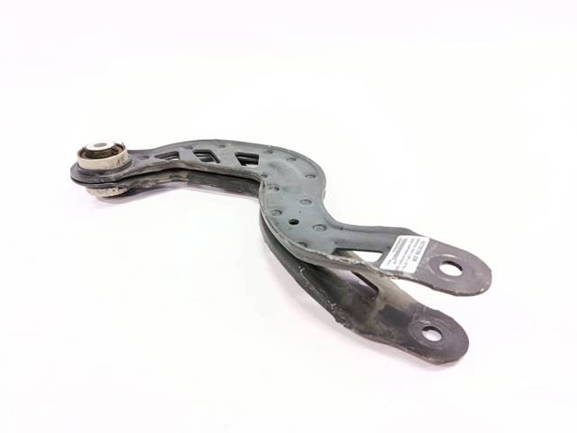 A2463501006 MERCEDES Brazo superior de suspensión trasera izquierdo/derecho  en stock Huelva