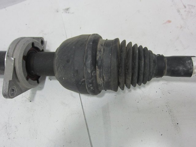 A2463600274 MERCEDES Eje intermedio de transmisión comprar Madrid