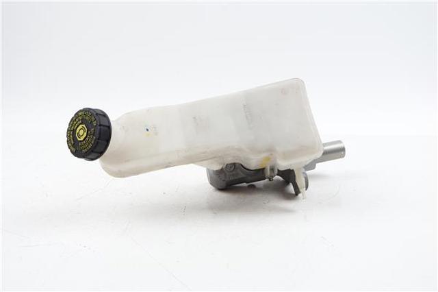 MERCEDES A2464300301 Cilindro maestro de frenos  en stock Salamanca