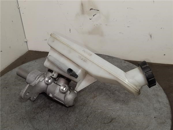 MERCEDES A2464300301 Cilindro maestro de frenos comprar Tarragona