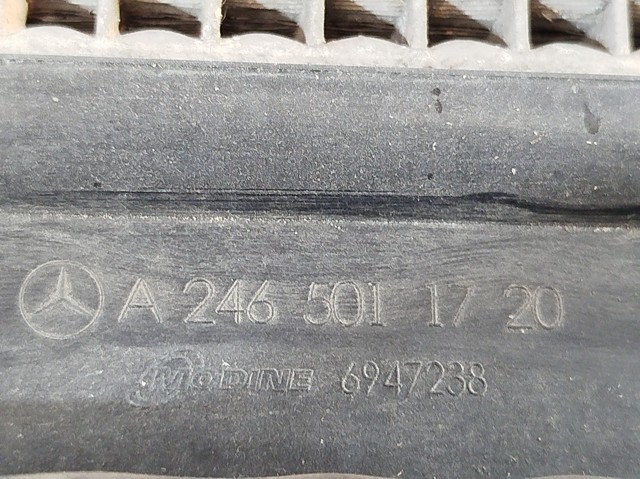 A2465000054 Condensador aire acondicionado  en stock Castellón