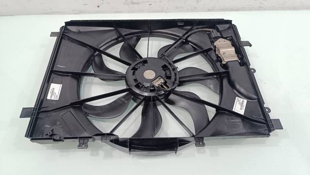 MERCEDES A2465000064 Ventilador eléctrico de refrigeración completo (motor y hélice)  comprar en Albacete