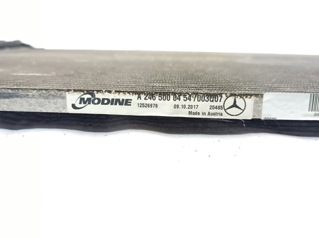 MERCEDES A2465000454 Condensador aire acondicionado  en stock Salamanca