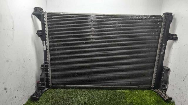 A2465001303 Radiador de refrigeración del motor  comprar en Zaragoza