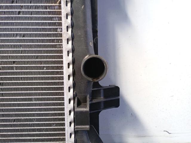 A2465001303 Radiador de refrigeración del motor  disponible Utrera