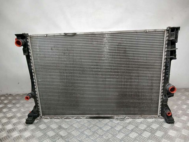 MERCEDES A2465001303 Radiador de refrigeración del motor  comprar en Ponferrada