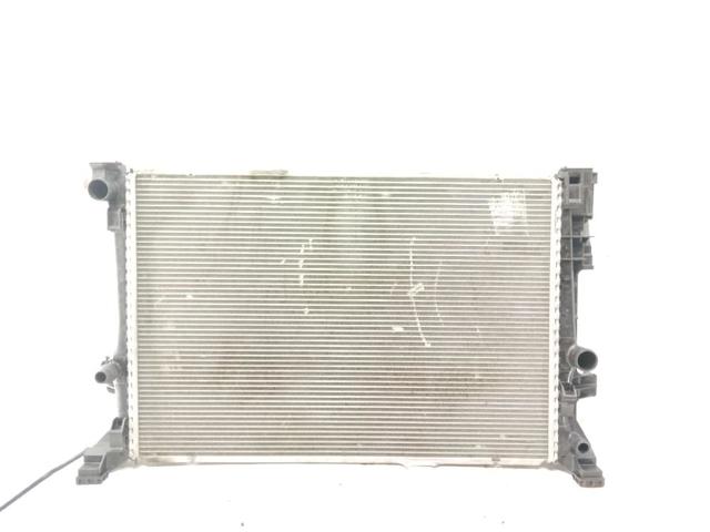 Radiador del motor A2465001303 MERCEDES