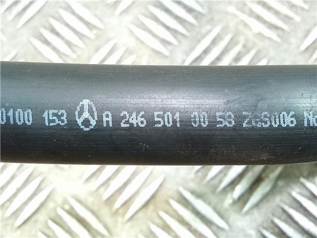 MERCEDES A2465010058 Manguera inferior del vaso de expansión  en stock Valencia