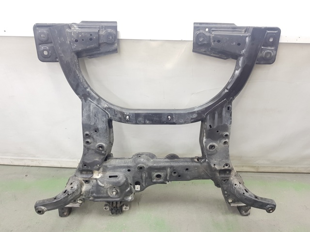 Subchasis delantero soporte motor A2466201200 Mercedes