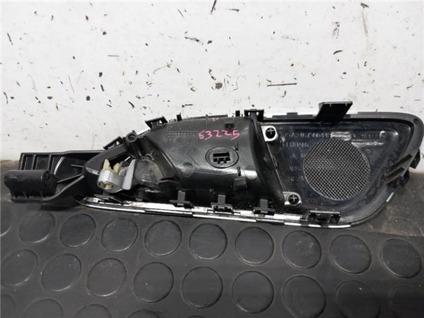 A2467300448 Revestimiento de la manija interior de la puerta trasera derecha  comprar en Reus