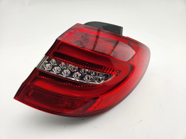 Piloto trasero derecho A2468200664 MERCEDES