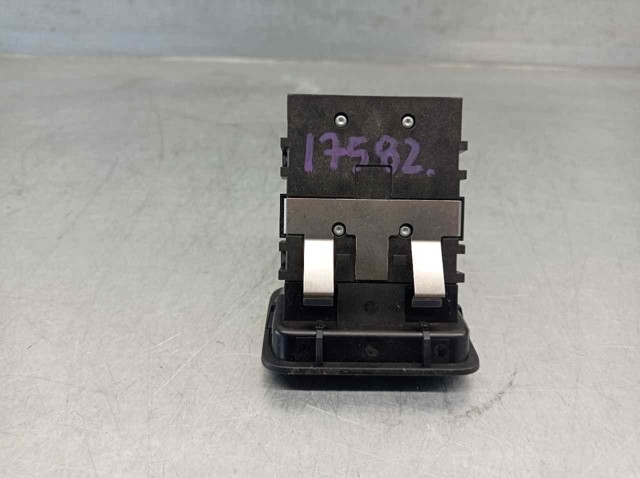 MERCEDES A2469050451 Interruptor del freno de estacionamiento electromecánico comprar Barcelona