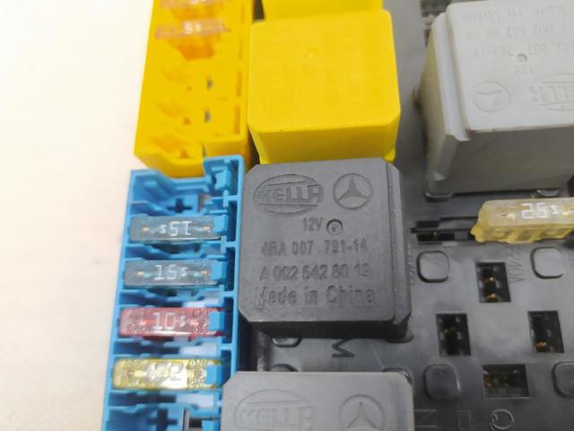 MERCEDES A2469060093 Caja de fusibles  en stock Valencia