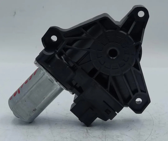 MERCEDES A2469063200 Motor del elevalunas de la puerta trasera derecha  disponible Valladolid