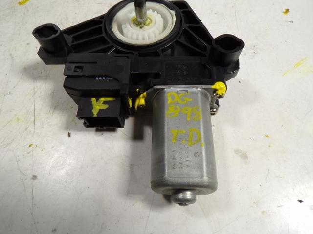 MERCEDES A2469063200 Motor del elevalunas de la puerta trasera derecha comprar Barcelona