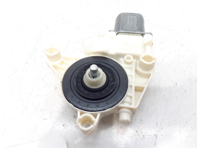 MERCEDES A2469065100 Motor del elevalunas de la puerta delantera izquierda  comprar en Albacete