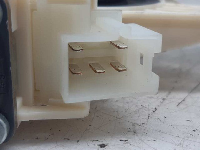 A2469065100 Motor del elevalunas eléctrico  en stock Sabadell