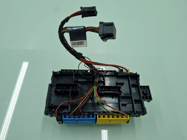 A2469067100 Caja de fusibles  disponible Málaga