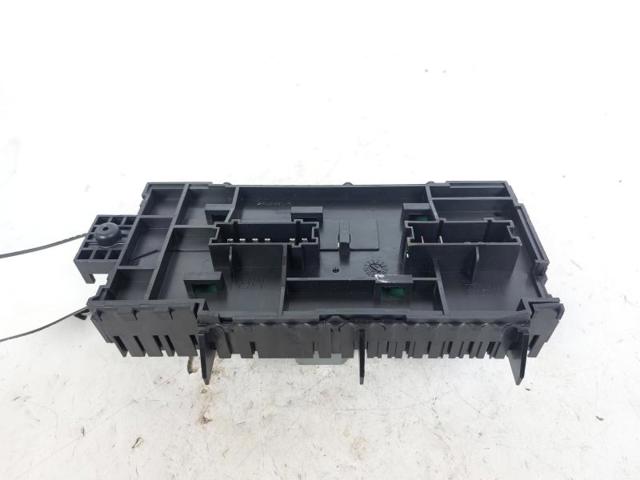 MERCEDES A2469067100 Caja de fusibles  en stock Valencia