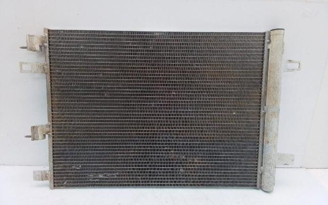 A2475000054 Condensador aire acondicionado  en stock Sabadell
