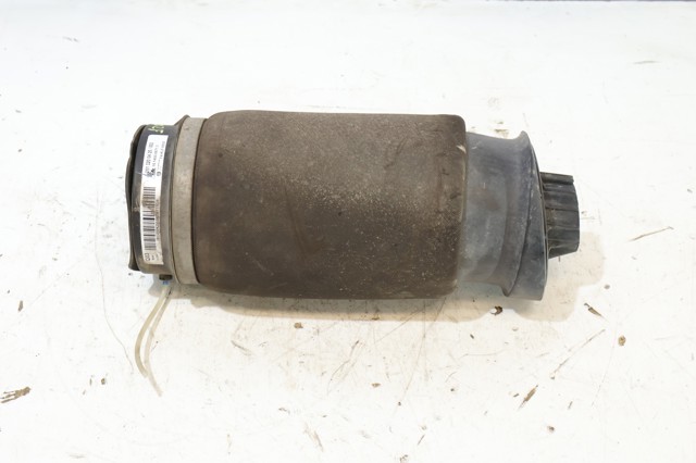 MERCEDES A2513200425 Bolsa de aire del eje trasero  en stock Salamanca