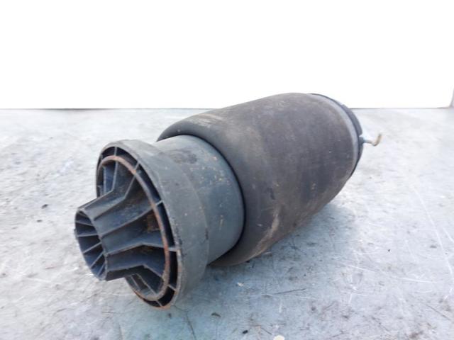 A2513200425 MERCEDES Bolsa de aire del eje trasero  en stock Córdoba