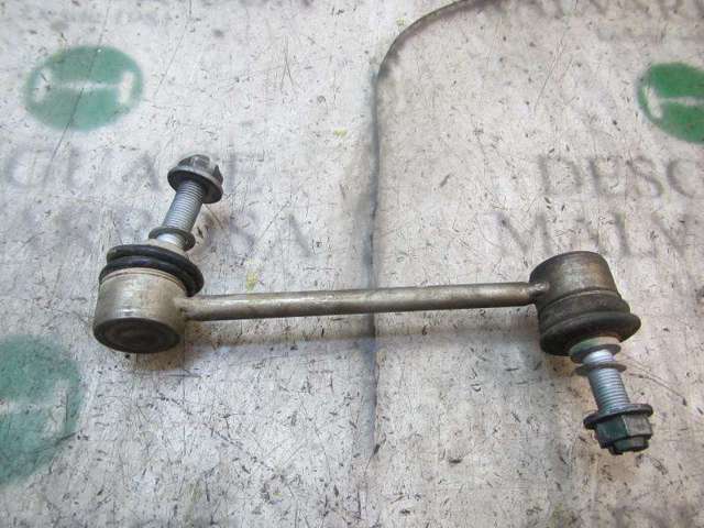 Soporte de la barra estabilizadora delantera Mercedes R  (W251)