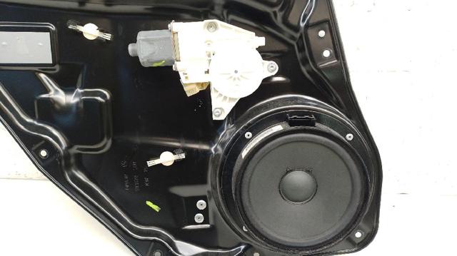 A2518200108 MERCEDES Motor del elevalunas de la puerta trasera izquierda comprar Alcalá