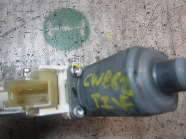 A2518200108 MERCEDES Motor del elevalunas de la puerta trasera izquierda  en stock Huelva