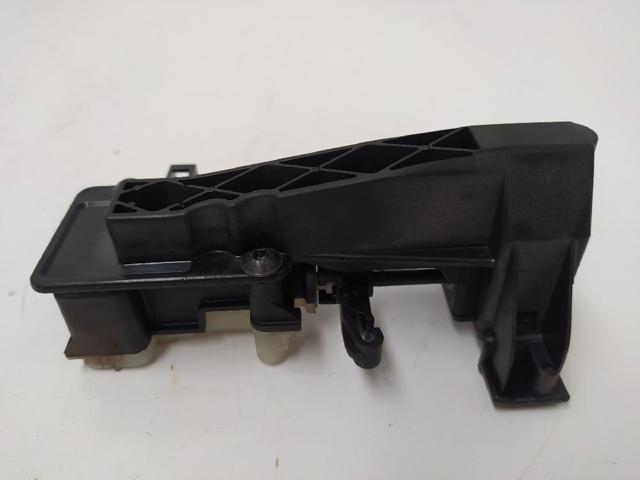 A2518200197 Motor de apertura de tapa de combustible  disponible Burgos