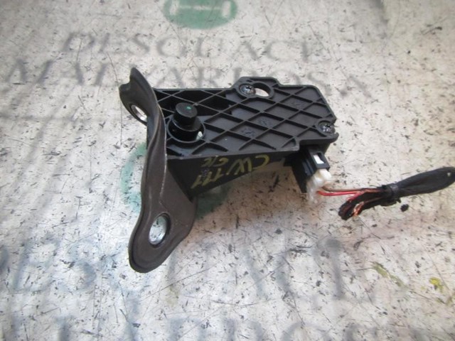 A2518200197 Motor de apertura de tapa de combustible  comprar en Zaragoza