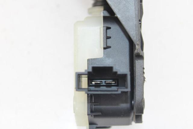 MERCEDES A2518200197 Motor de apertura de tapa de combustible  disponible Valladolid