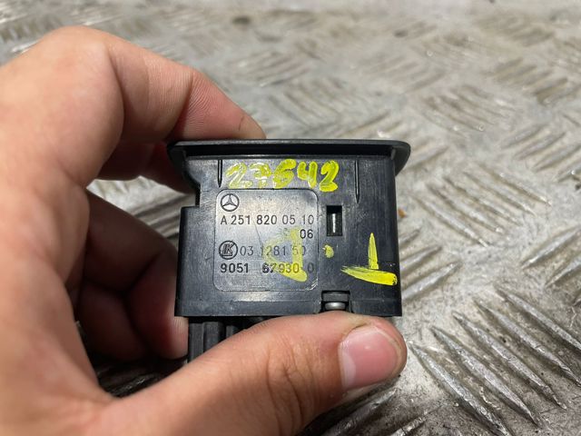 A2518200510 MERCEDES Unidad de control de elevalunas delantero derecho  comprar en Jaén
