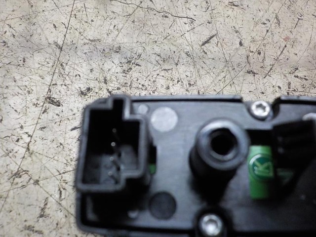 A25182005109051 Unidad de control de elevalunas delantero derecho comprar Sevilla
