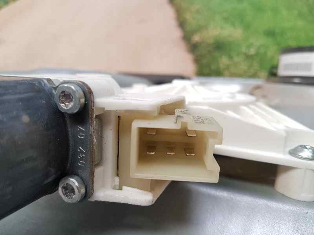 A2518200742 Motor del elevalunas eléctrico  en stock Sabadell