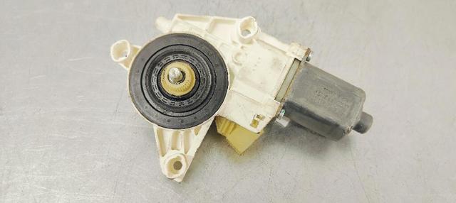 A2518200742 Motor del elevalunas eléctrico  en stock Castellón