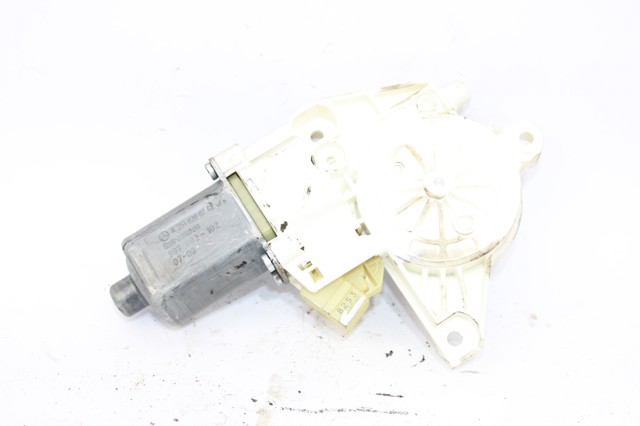 A2518200742 MERCEDES Motor del elevalunas de la puerta delantera izquierda  comprar en Jaén