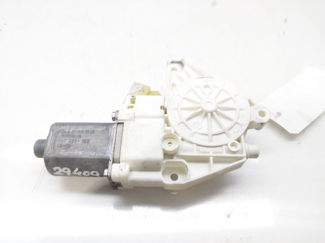 A2518200842 Motor del elevalunas de la puerta delantera derecha  en stock Castellón