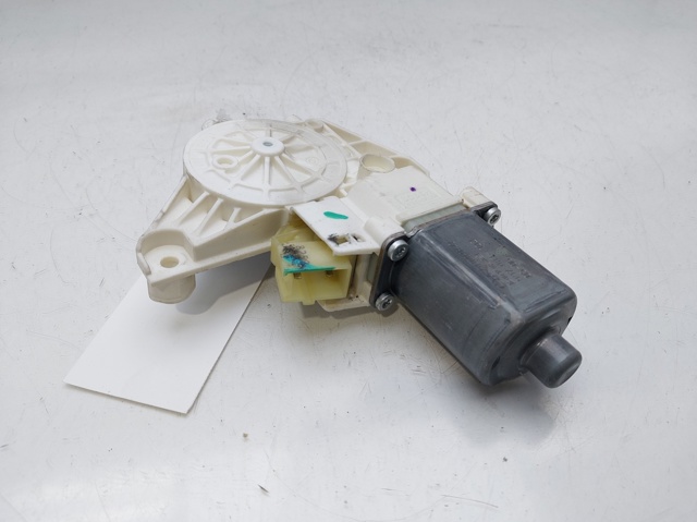 A2518200842 Motor del elevalunas de la puerta delantera derecha comprar Sevilla
