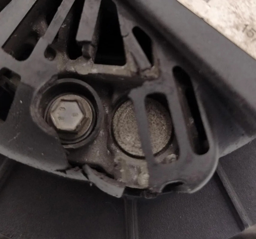 A2661541202 MERCEDES Alternador  en stock Huelva