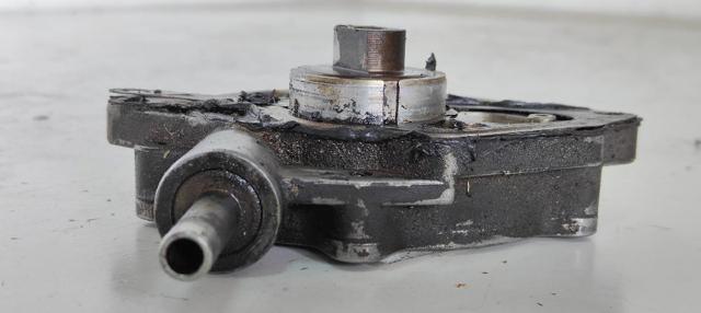 A2712300465 Bomba de vacío  en stock Granada
