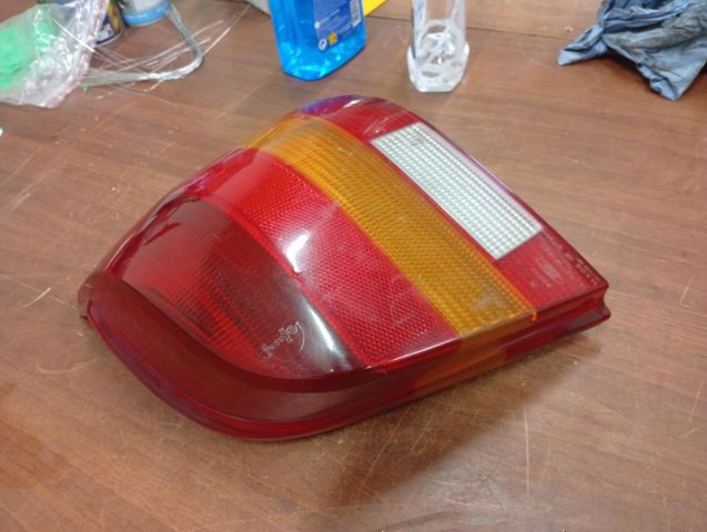 Precio del repuesto Faro delantero derecho 100  bus