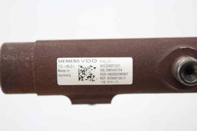 A2C20001221 RENAULT Rampa de combustible comprar Bilbao