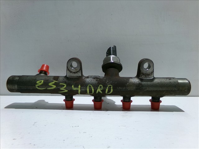 A2C20001221 RENAULT Rampa de combustible  en stock Gandía